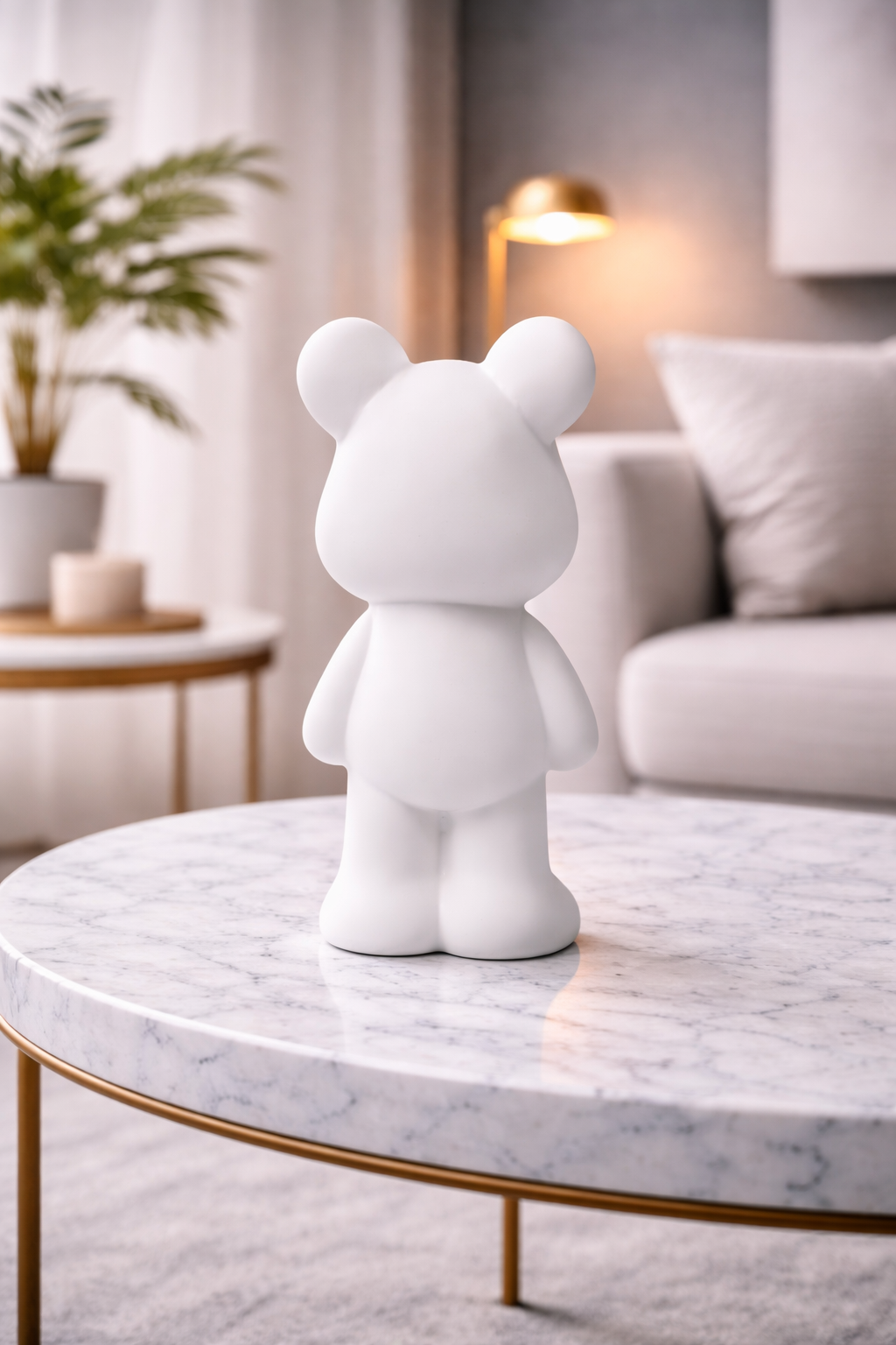 White Heart Bear – Pure Eleganz im minimalistischen Design