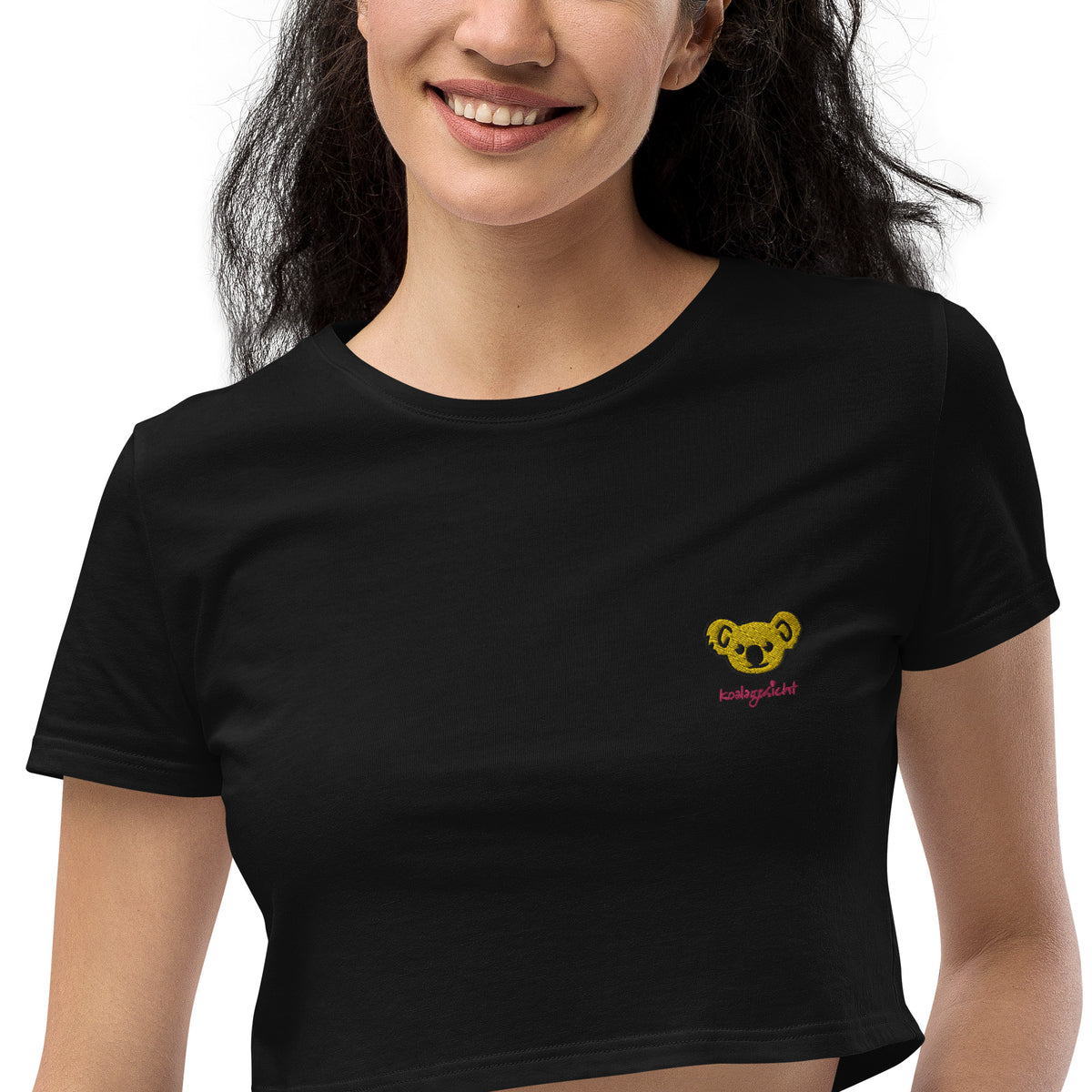 Koala Bärchen gelb gestickt - Bio Crop Top