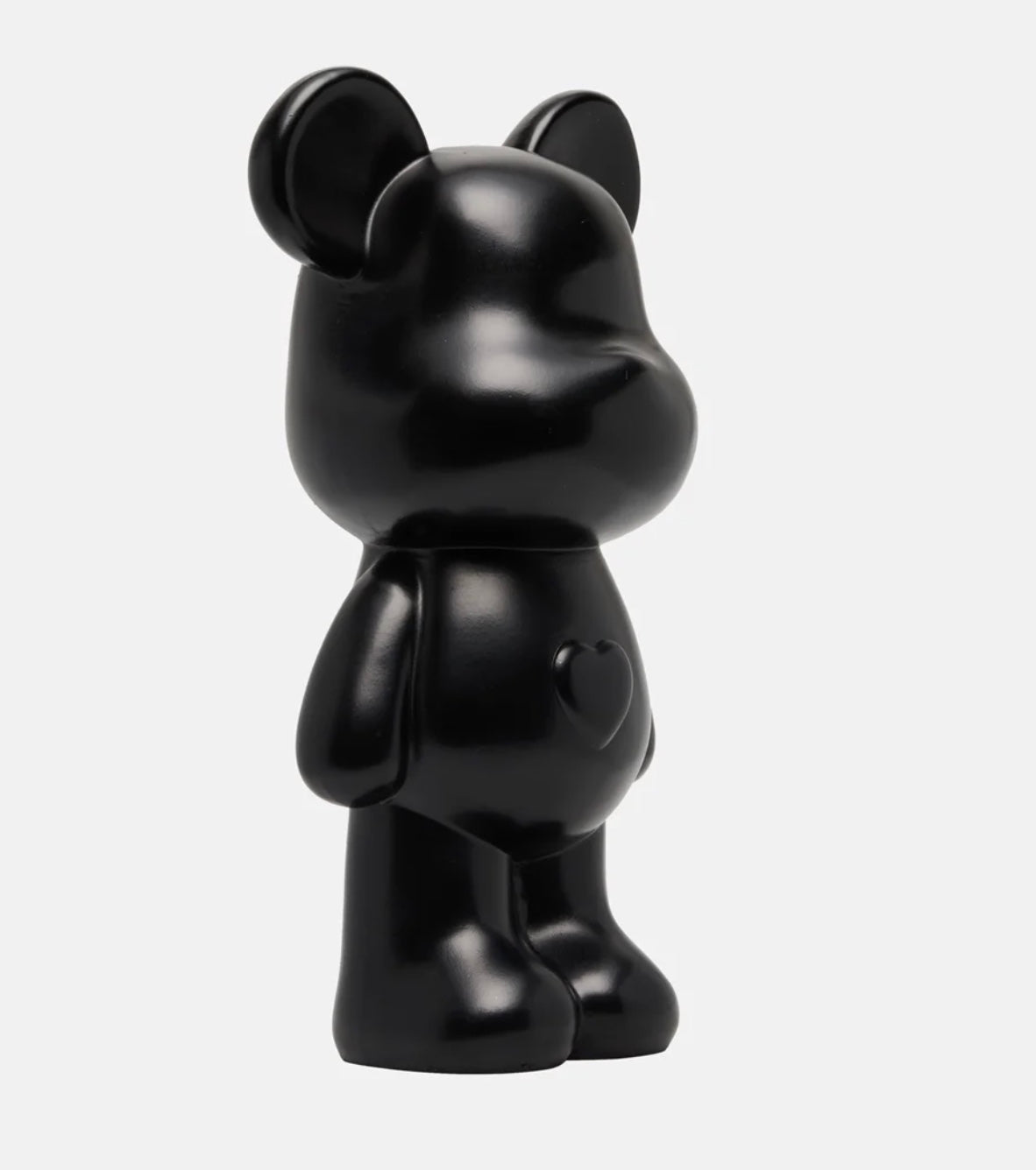 Black Heart Bear – Ikonisches Design-Statement